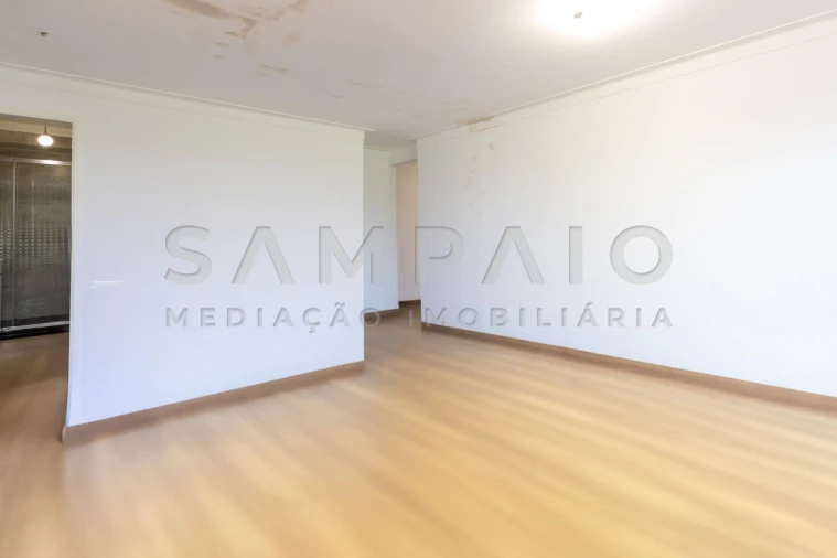 Apartamento T2 para Venda em Rio Tinto Foto 2