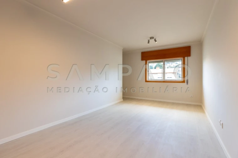 Apartamento T2 para Venda em Gondomar (São Cosme), Valbom e Jovim Foto 9