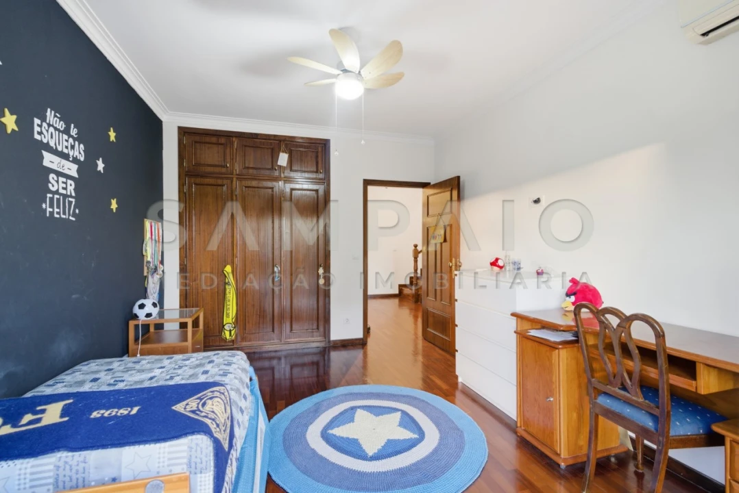 Moradia T3 para Venda em Fânzeres e São Pedro da Cova Foto 16