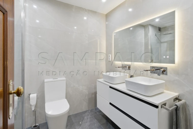 Moradia T3 para Venda em Fânzeres e São Pedro da Cova Foto 19