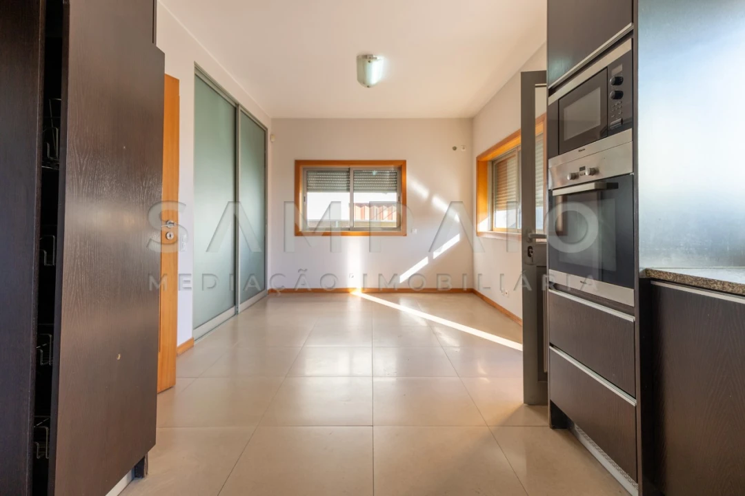 Moradia T4 para Venda em Gondomar (São Cosme), Valbom e Jovim Foto 16