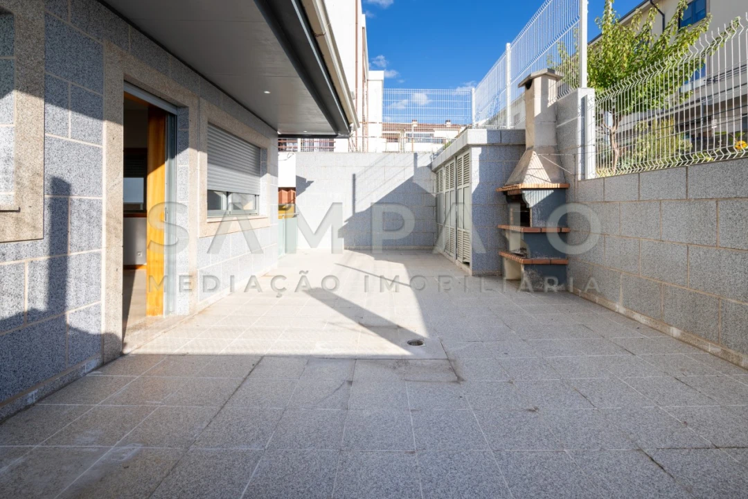 Moradia T4 para Venda em Gondomar (São Cosme), Valbom e Jovim Foto 17