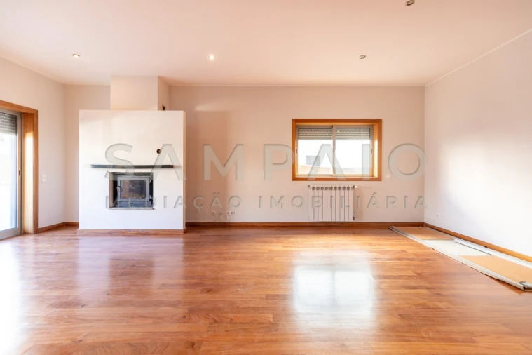 Moradia T4 para Venda em Gondomar (São Cosme), Valbom e Jovim Foto 6