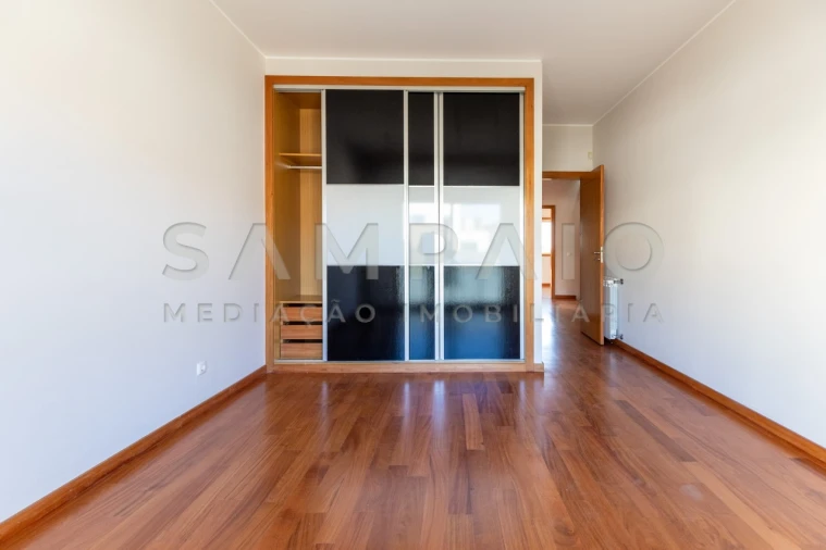 Moradia T4 para Venda em Gondomar (São Cosme), Valbom e Jovim Foto 26