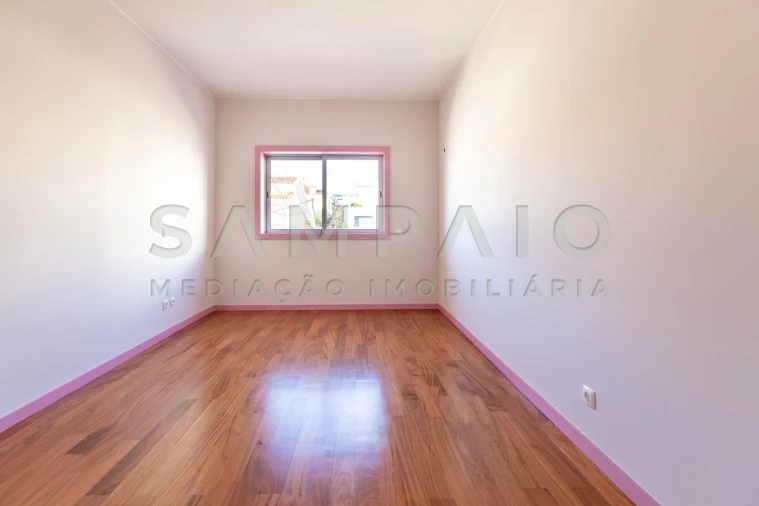 Moradia T4 para Venda em Gondomar (São Cosme), Valbom e Jovim Foto 28