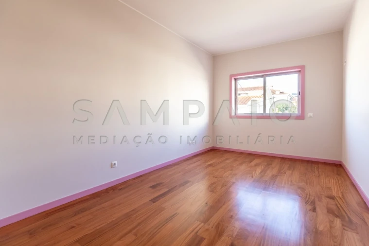 Moradia T4 para Venda em Gondomar (São Cosme), Valbom e Jovim Foto 29