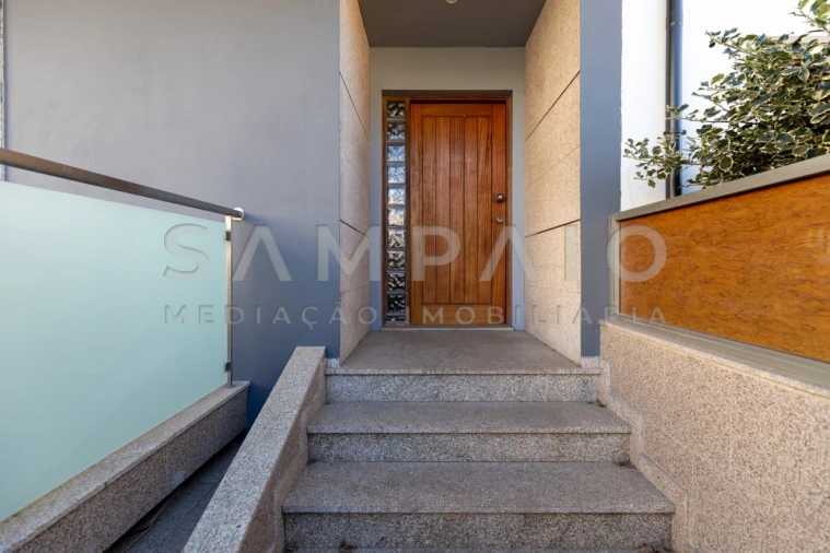 Moradia T4 para Venda em Gondomar (São Cosme), Valbom e Jovim Foto 41