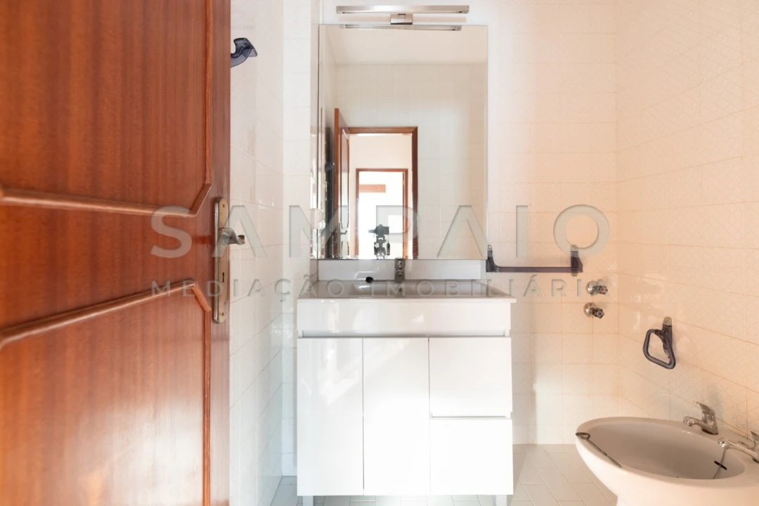 Apartamento T3 para Venda em Rio Tinto Foto 15