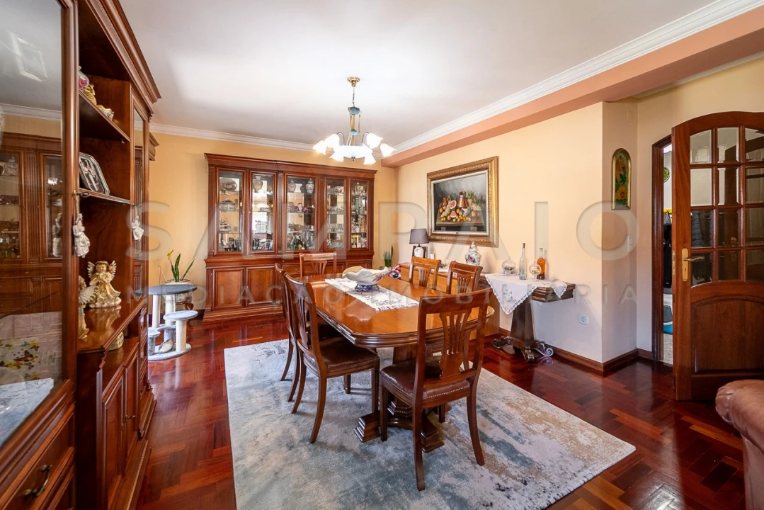 Moradia T6 para Venda em Gondomar (São Cosme), Valbom e Jovim Foto 15