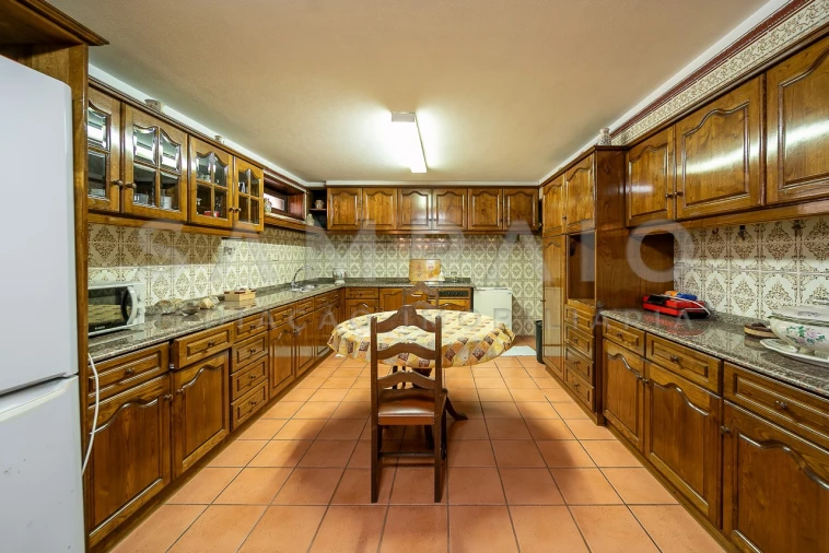 Moradia T6 para Venda em Gondomar (São Cosme), Valbom e Jovim Foto 31