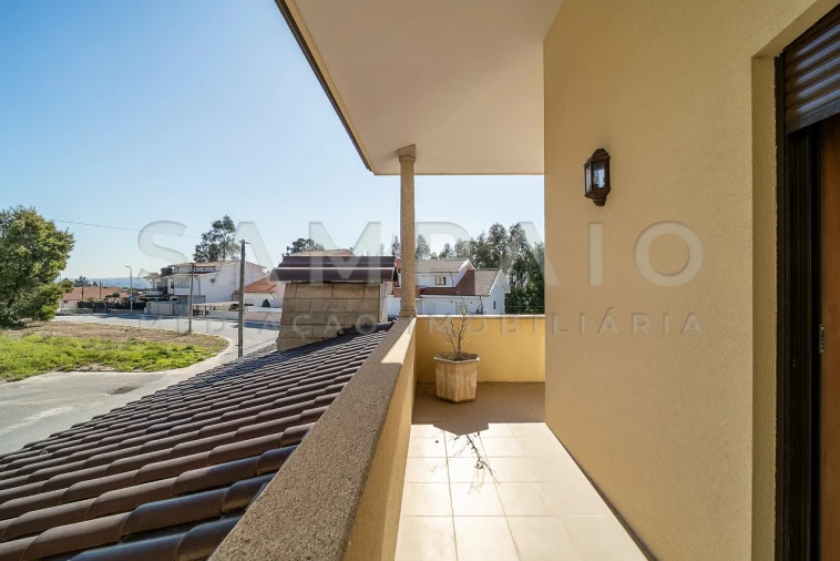Moradia T6 para Venda em Gondomar (São Cosme), Valbom e Jovim Foto 49