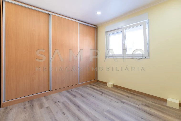 Moradia T4 para Venda em Campanhã Foto 22