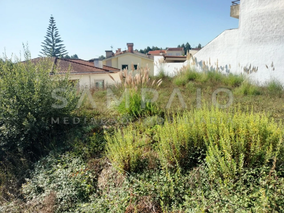 Terreno para Venda em Gondomar (São Cosme), Valbom e Jovim Foto 1