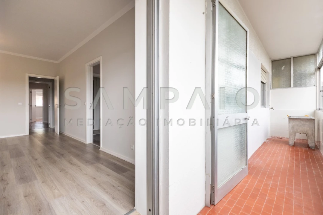 Apartamento T4 para Venda em Ramalde Foto 5