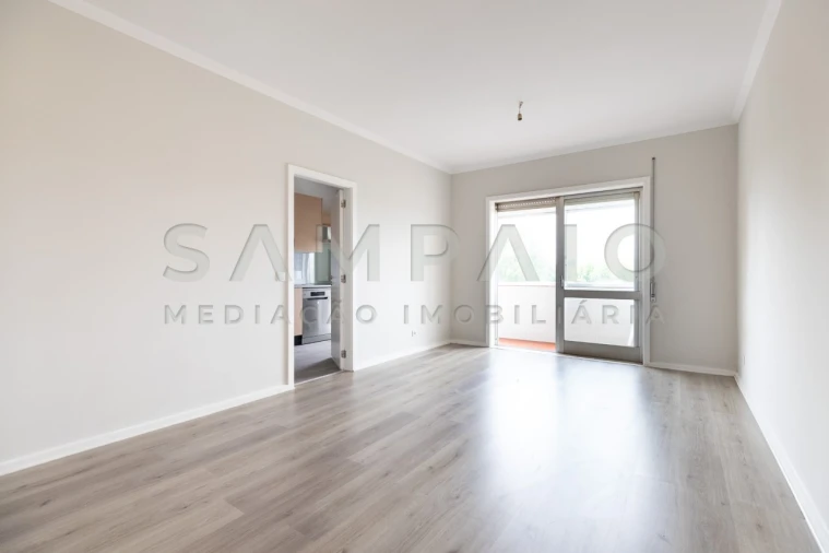 Apartamento T4 para Venda em Ramalde Foto 6