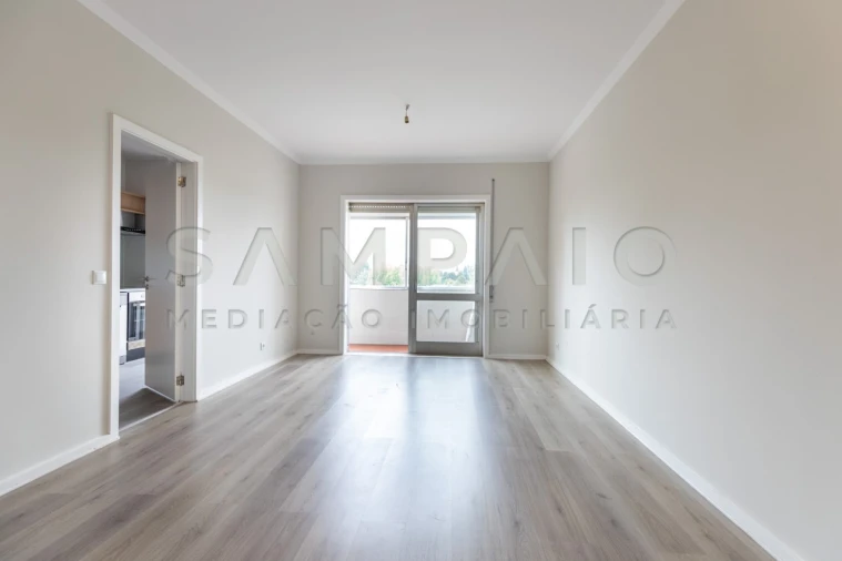 Apartamento T4 para Venda em Ramalde Foto 7