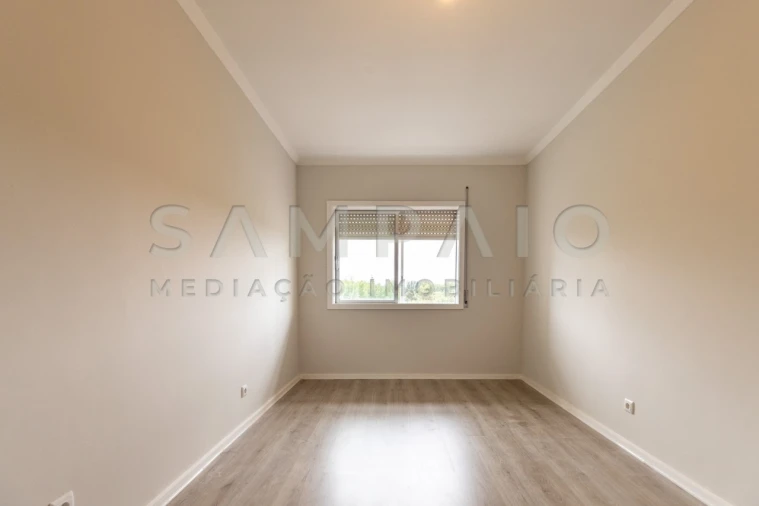 Apartamento T4 para Venda em Ramalde Foto 22