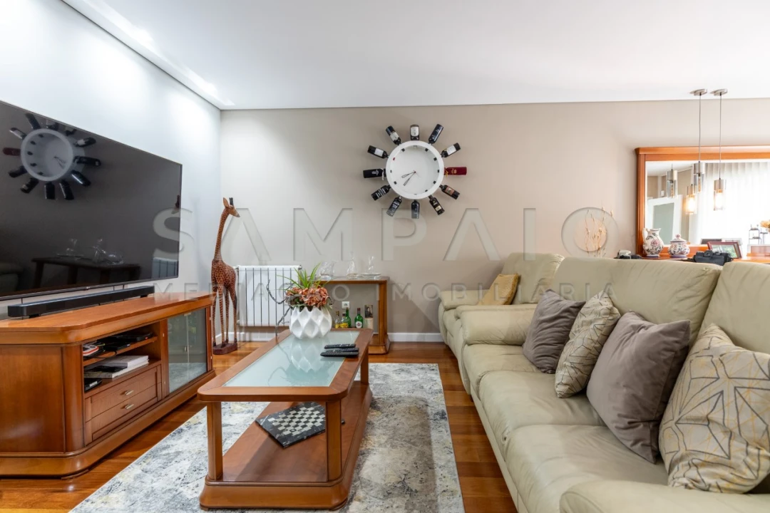 Apartamento T2 para Venda em Valongo Foto 3