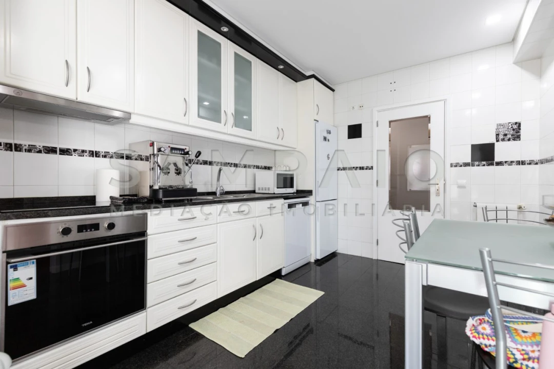 Apartamento T2 para Venda em Valongo Foto 11