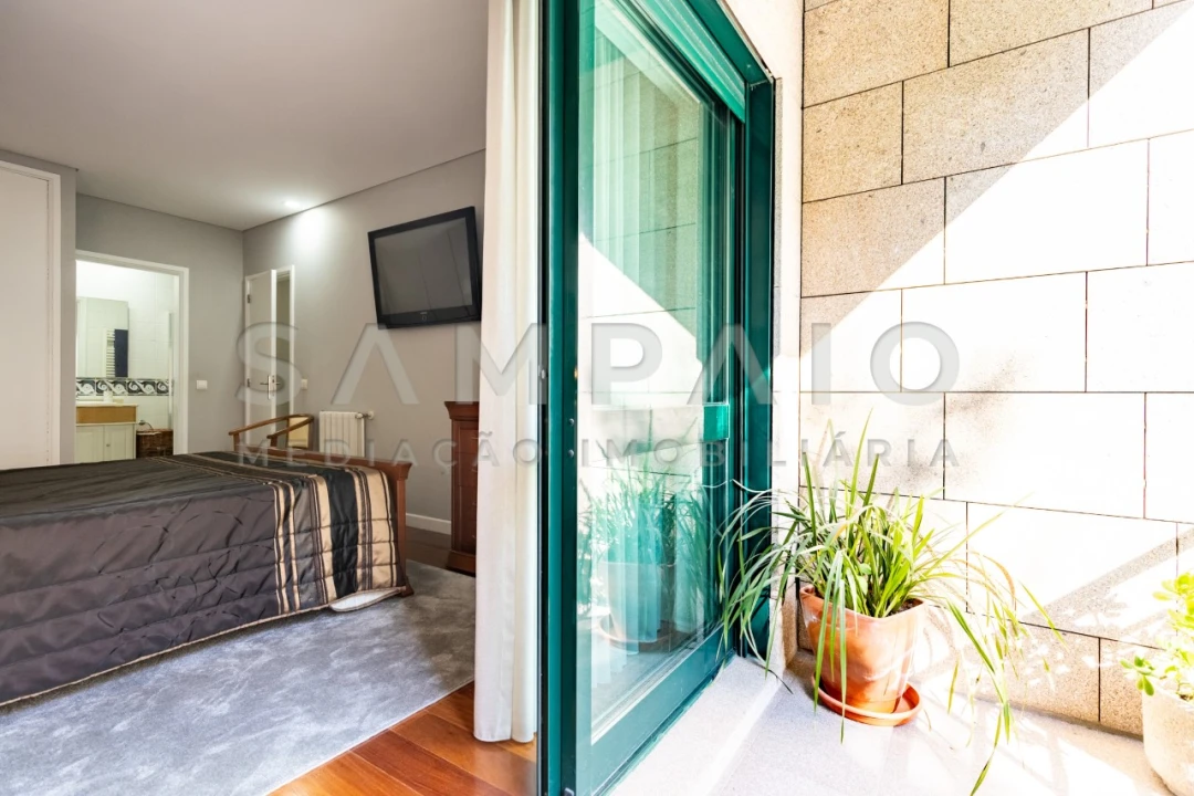 Apartamento T2 para Venda em Valongo Foto 22