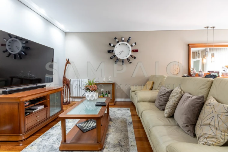 Apartamento T2 para Venda em Valongo Foto 3