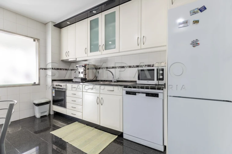 Apartamento T2 para Venda em Valongo Foto 10