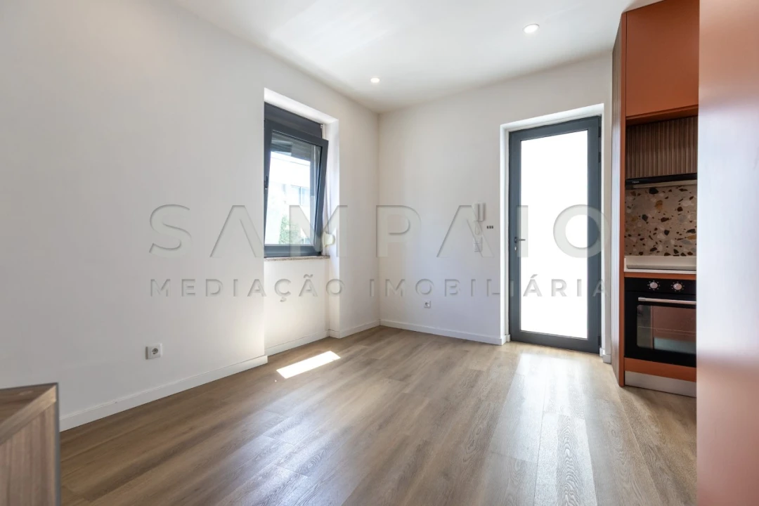 Moradia T2 para Venda em Mafamude e Vilar do Paraíso Foto 8