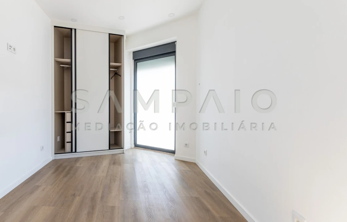 Moradia T2 para Venda em Mafamude e Vilar do Paraíso Foto 14