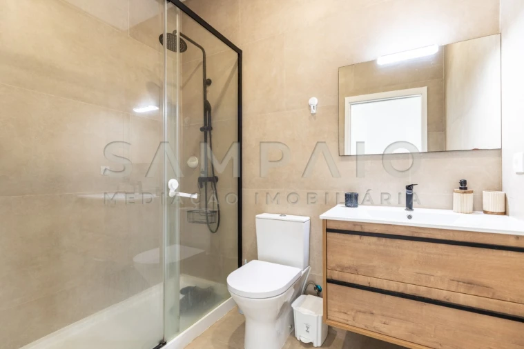 Moradia T2 para Venda em Mafamude e Vilar do Paraíso Foto 9