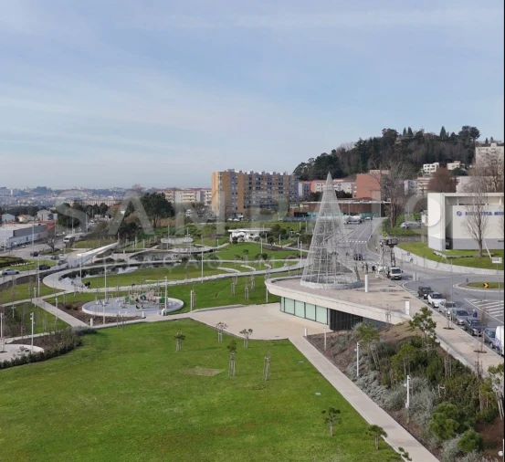Prédio para Venda em Gondomar (São Cosme), Valbom e Jovim