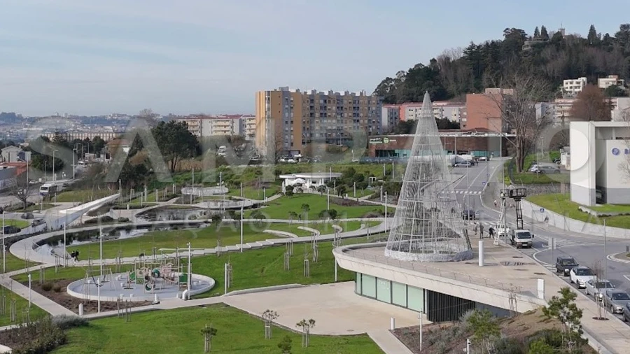 Prédio para Venda em Gondomar (São Cosme), Valbom e Jovim