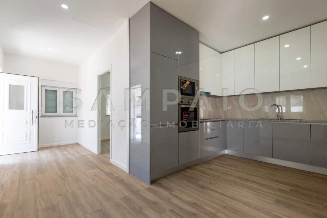 Moradia T1 para Venda em Rio Tinto Foto 5