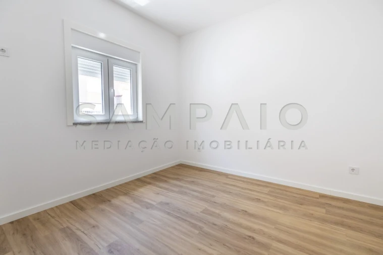 Moradia T1 para Venda em Rio Tinto Foto 12