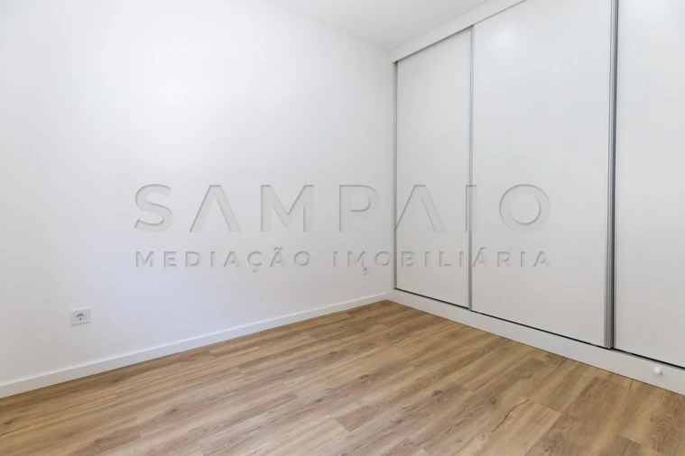 Moradia T1 para Venda em Rio Tinto Foto 15