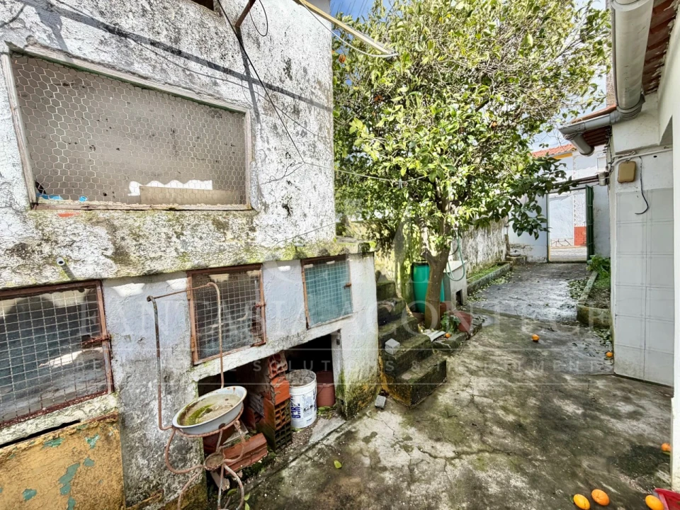 Moradia T5 para Venda em Aldeia da Mata Foto 16