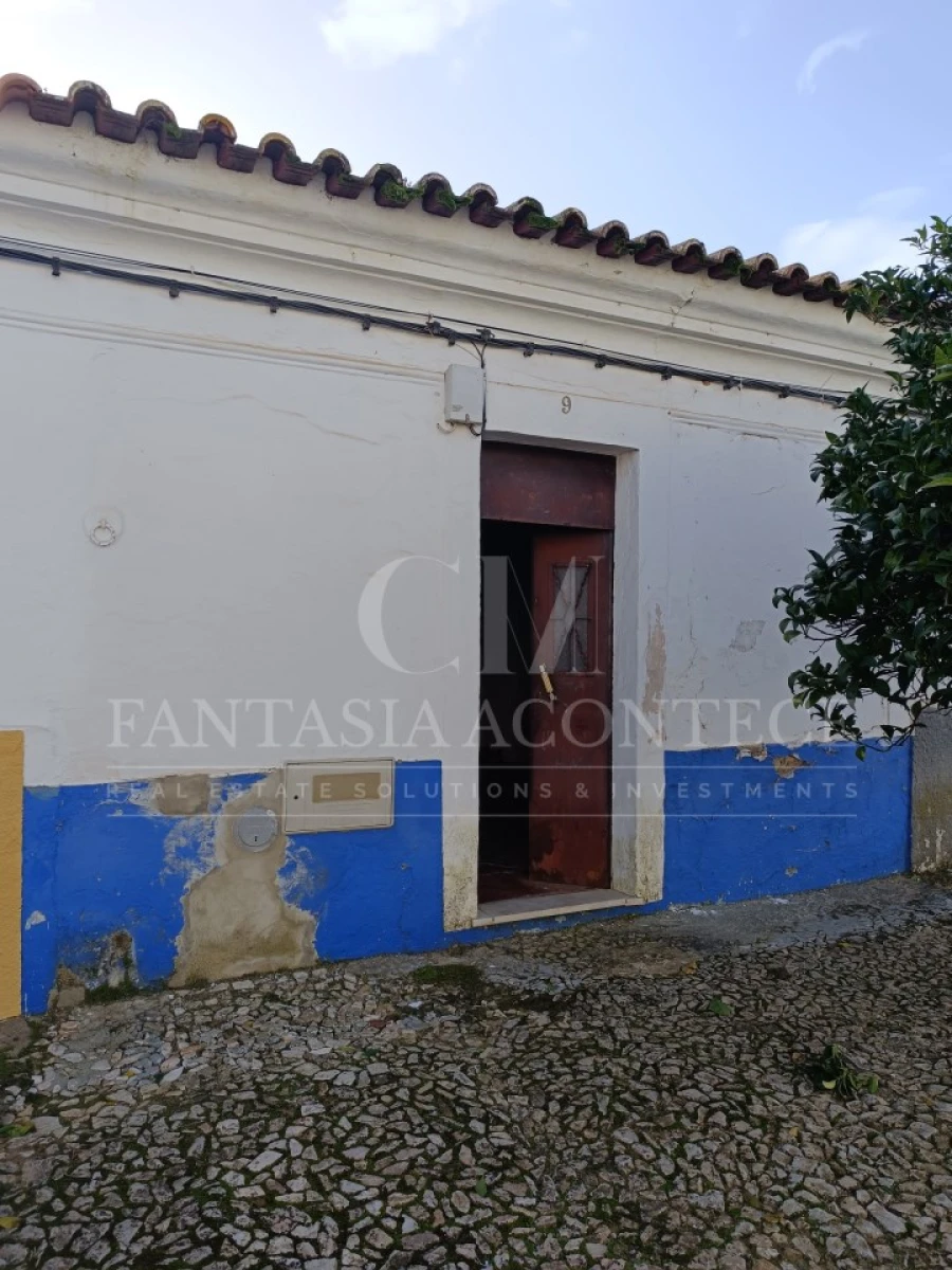 Moradia T2 para Venda em Casa Branca Foto 1