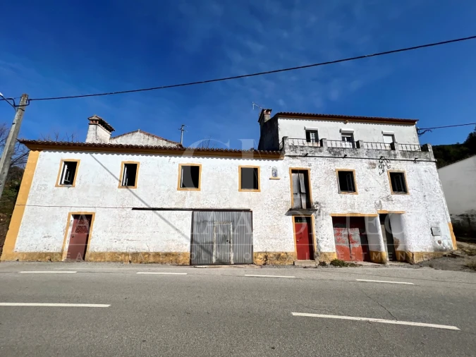 Moradia T8 para Venda em Reguengo e São Julião Foto 2