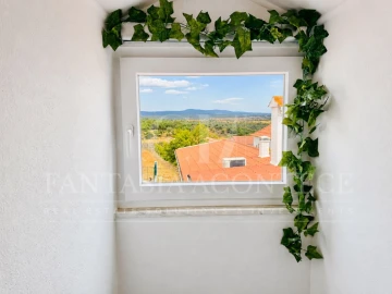 Moradia T4 para Venda em Crato e Mártires, Flor da Rosa e Vale do Peso