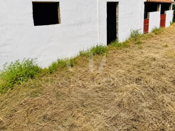 Moradia T4 para Venda em Crato e Mártires, Flor da Rosa e Vale do Peso
