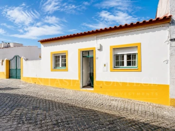 Moradia T4 para Venda em Crato e Mártires, Flor da Rosa e Vale do Peso