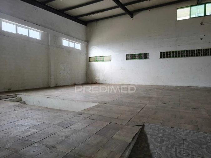 Armazém para Venda em Oiã Foto 8