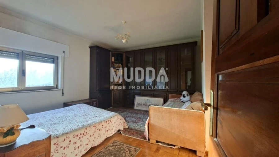 Moradia T6 para Venda em Salsas Foto 3