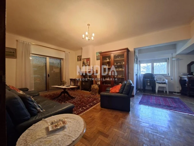 Moradia T6 para Venda em Salsas Foto 9