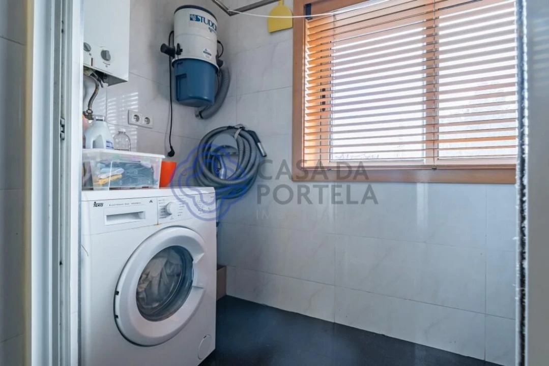 Apartamento T2 para Venda em Nogueira e Silva Escura Foto 11