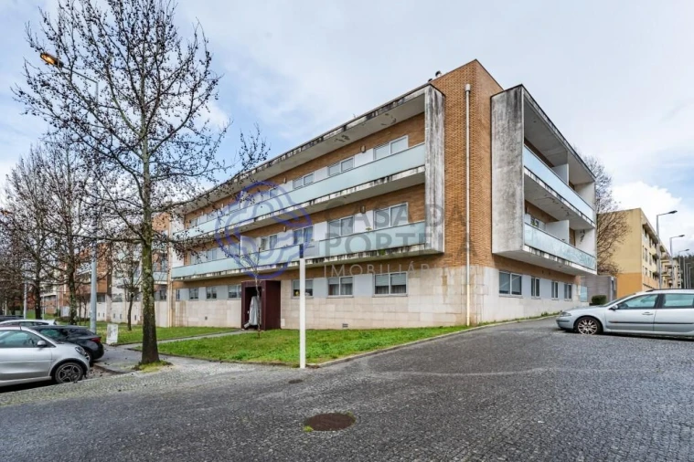 Apartamento T2 para Venda em Nogueira e Silva Escura Foto 1