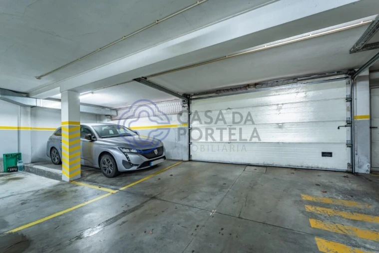 Apartamento T2 para Venda em Nogueira e Silva Escura Foto 20