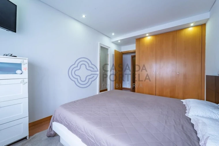 Apartamento T2 para Venda em Nogueira e Silva Escura Foto 15