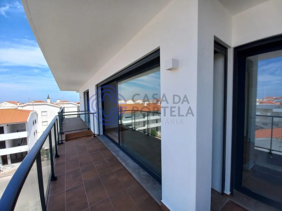 Apartamento T3 para Venda em Atouguia da Baleia Foto 4
