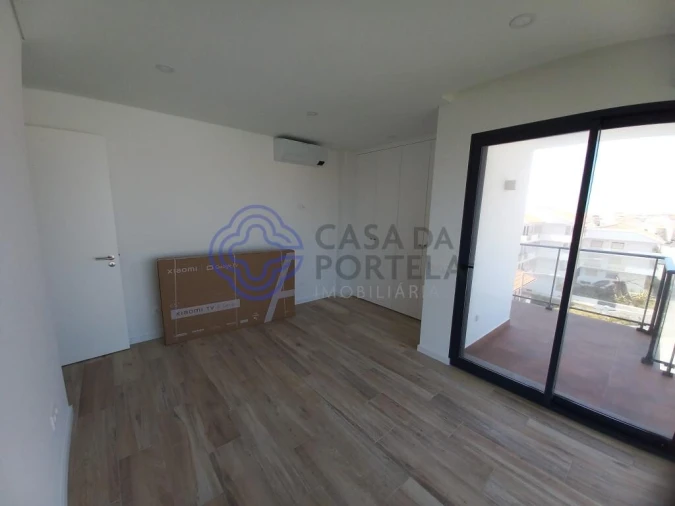 Apartamento T3 para Venda em Atouguia da Baleia Foto 8