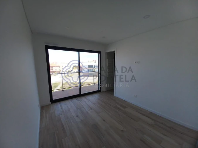 Apartamento T3 para Venda em Atouguia da Baleia Foto 9